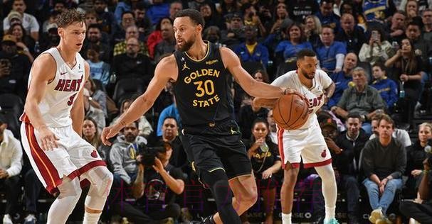 库里19+11巴特勒17分 勇士击败热火4连胜 库里19+11巴特勒17分 勇士击败热火4连胜