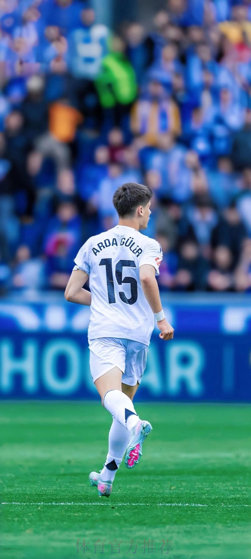 前国脚:去皇马是阿拉巴梦想 也将面对很大压力 前国脚:去皇马是阿拉巴梦想 也将面对很大压力